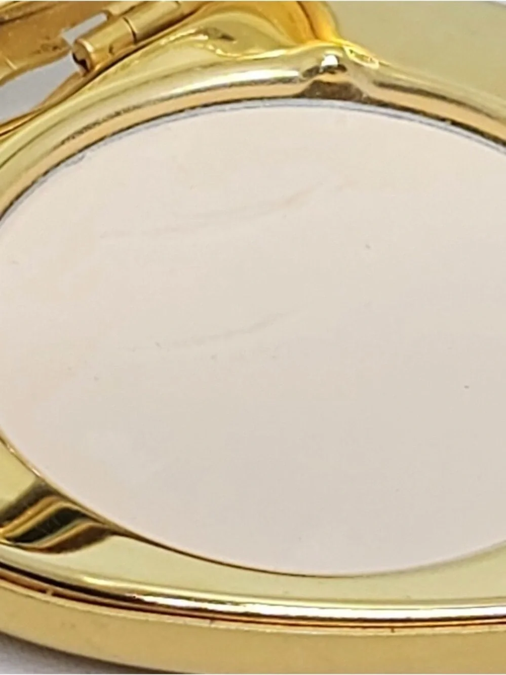 Estée Lauder lucidity pink crystal ribbon gold heart full pressed powder compact